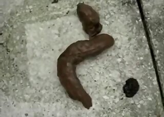 Thick blonde MILF wearing sunglasses for the solo show